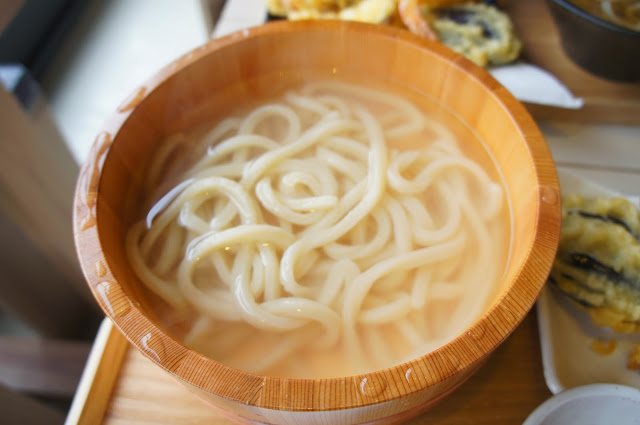 Uki uki, japońska restauracja, udon