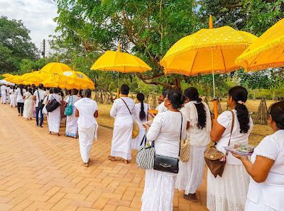 Anuradhapura, Fullmoon celebration