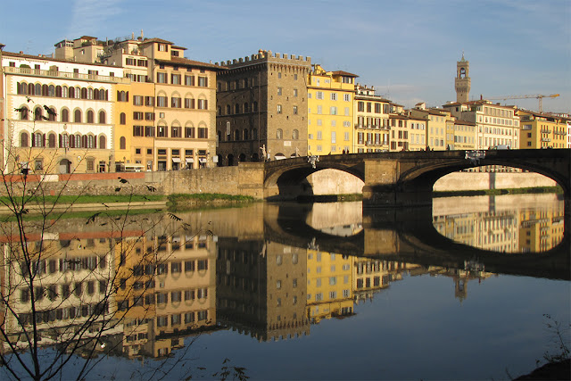 Palazzo Spini Feroni, Santa Trinita Bridge, Lungarno Corsini, Lungarno Acciaiuoli, Florence