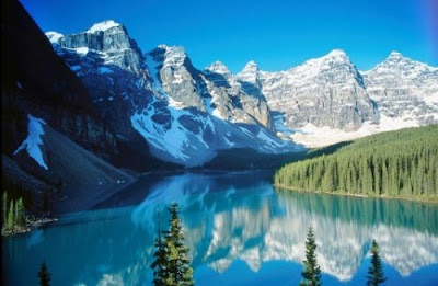 Beautiful Canada Mountain Photos