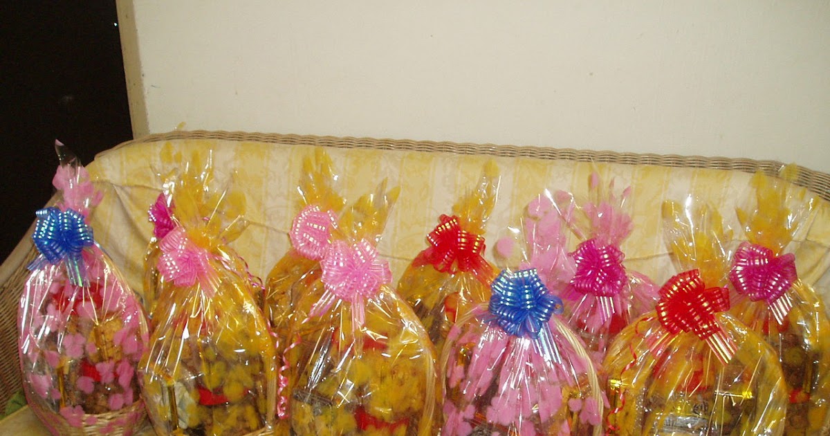 Teratak Kek Zaidah: Tempahan Hamper Biskut Raya 2011.