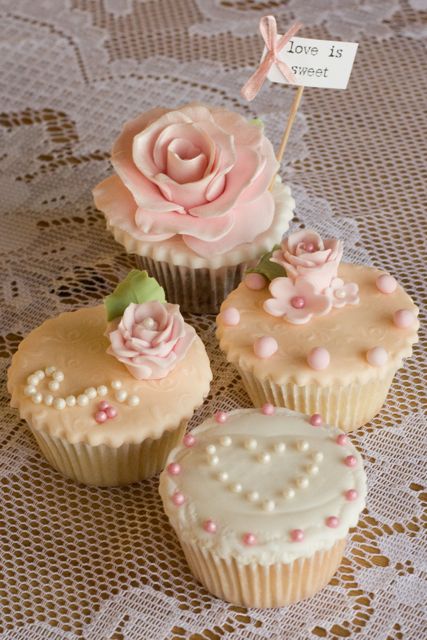 Vintage Cupcake Decorating Workshops