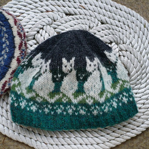 Cats in the Dark Beanie - Free Pattern 