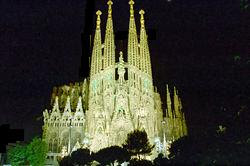 Temple Expiatoire de la Famille Sacrée ou Sagrada Familia