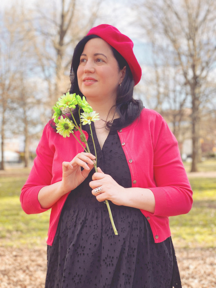 A Vintage Nerd, Vintage Easter, Retro Lifestyle Blog, Vintage Blog, Vintage Inspired Fashion, J Crew Factory Black Dress, Easter Holiday