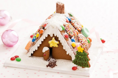 Mini gingerbread houses Recipe
