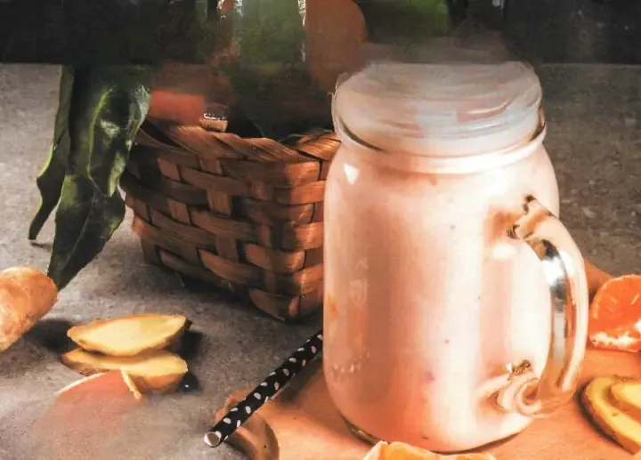 Smoothie di mandarino yogurt e zenzero