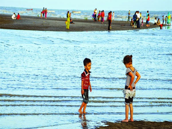 Pantai Paling Berhantu