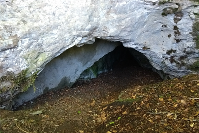 Cueva Los Santos