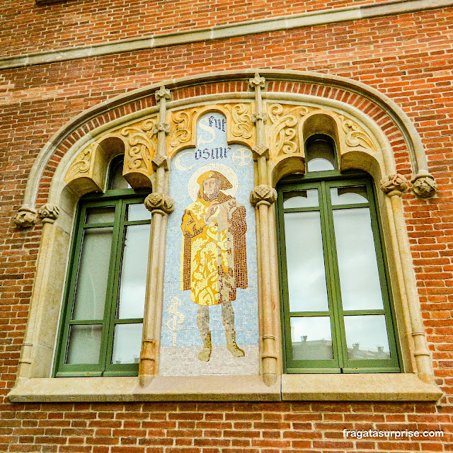 Mosaico de São Cosme no Pavilhão de Operações do Hospital Sant Pau de Barcelona