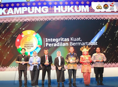 Polri Raih Juara I Pameran Kampung Hukum 2024