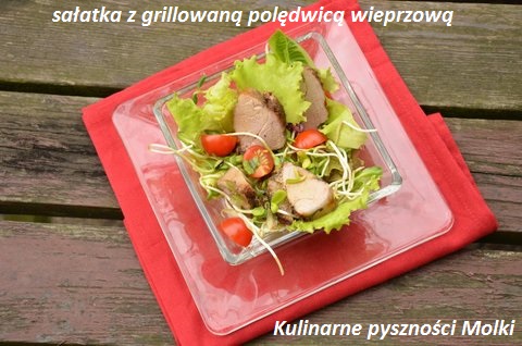 sałatka z grillowaną polędwicą wieprzową 