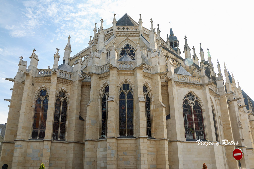 Basílica catedral de San Quirico y Santa Julita, Nevers