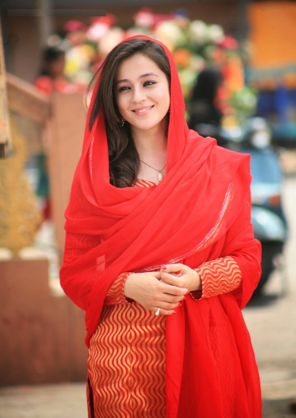 Priyal Gor HD Wallpapers Free Download