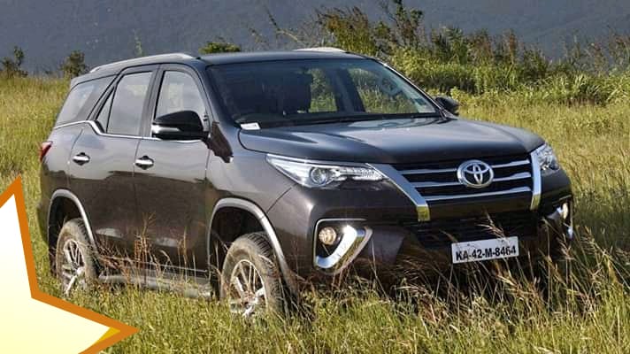 Perbandingan Lebih Dalam dari Segi Design Terkini Antara Mobil Wuling Almaz dengan Mobil Toyota Fortuner