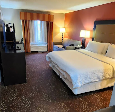 5 star hotels in Muncie