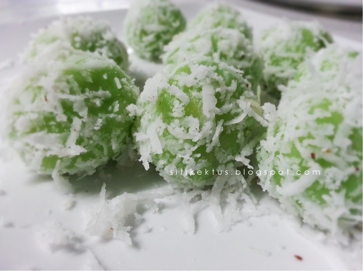 RESEPI : KUIH BUAH MELAKA  Siti Kektus