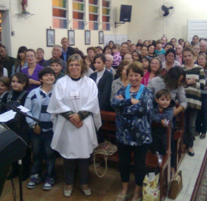 <strong>KM 37 – CELEBRANDO A MÃE DE JESUS COM O GRUPO LUZ</strong>