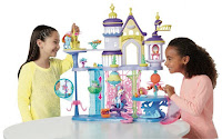 Hasbro Reveals Queen Novo and Spike the Pufferfish Playset