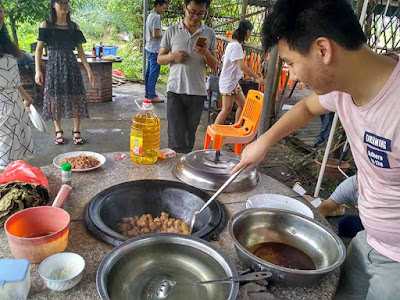 Some food are still being cooked