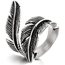 anillo pluma cruzada gótico