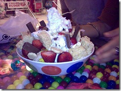 Even with 10 scoops you can't see the ice cream from all the toppings :P