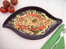Főzésmentes cukkini "spagetti bolognai mártással" a Zöld Avocado vegetáriánus gasztroblogon (laktózmentes, gluténmentes, tojásmentes, nyers, vegán)