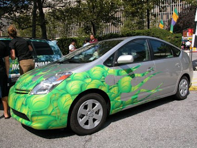 Toyota Prius custom paint