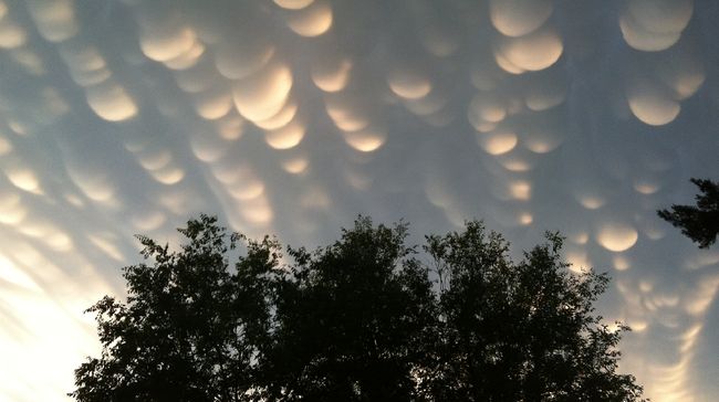 Mengenal Fenomena Awan Mammatus yang Muncul di Langit Irak, naviri.org, Naviri Magazine, naviri majalah, naviri