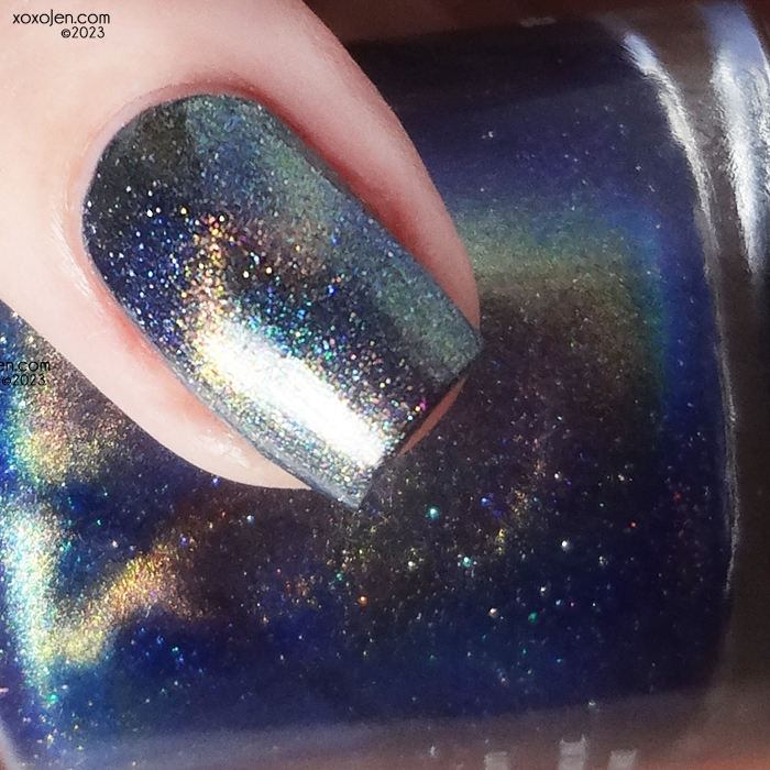 xoxoJen's swatch of KBShimmer Bound To Happen