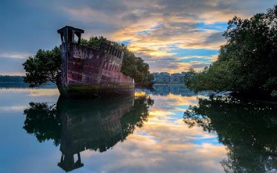 Barco abandonado