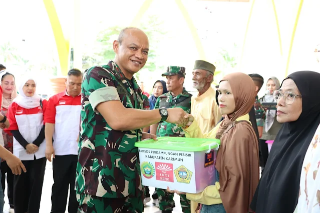 Wagub Kepri Bersama Danrem 033/WP Menghadiri Kegiatan Bakti Sosial