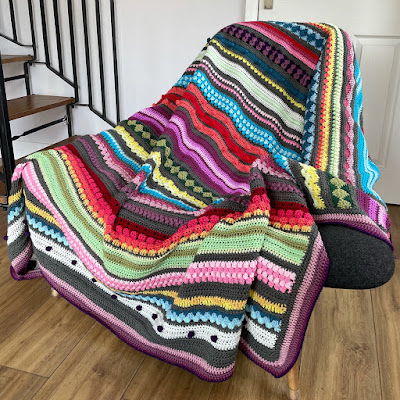 Rainbow Sampler Blanket - pattern by Haak Maar Raak