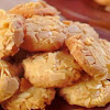 Resep Almond Cornflakes Cookies