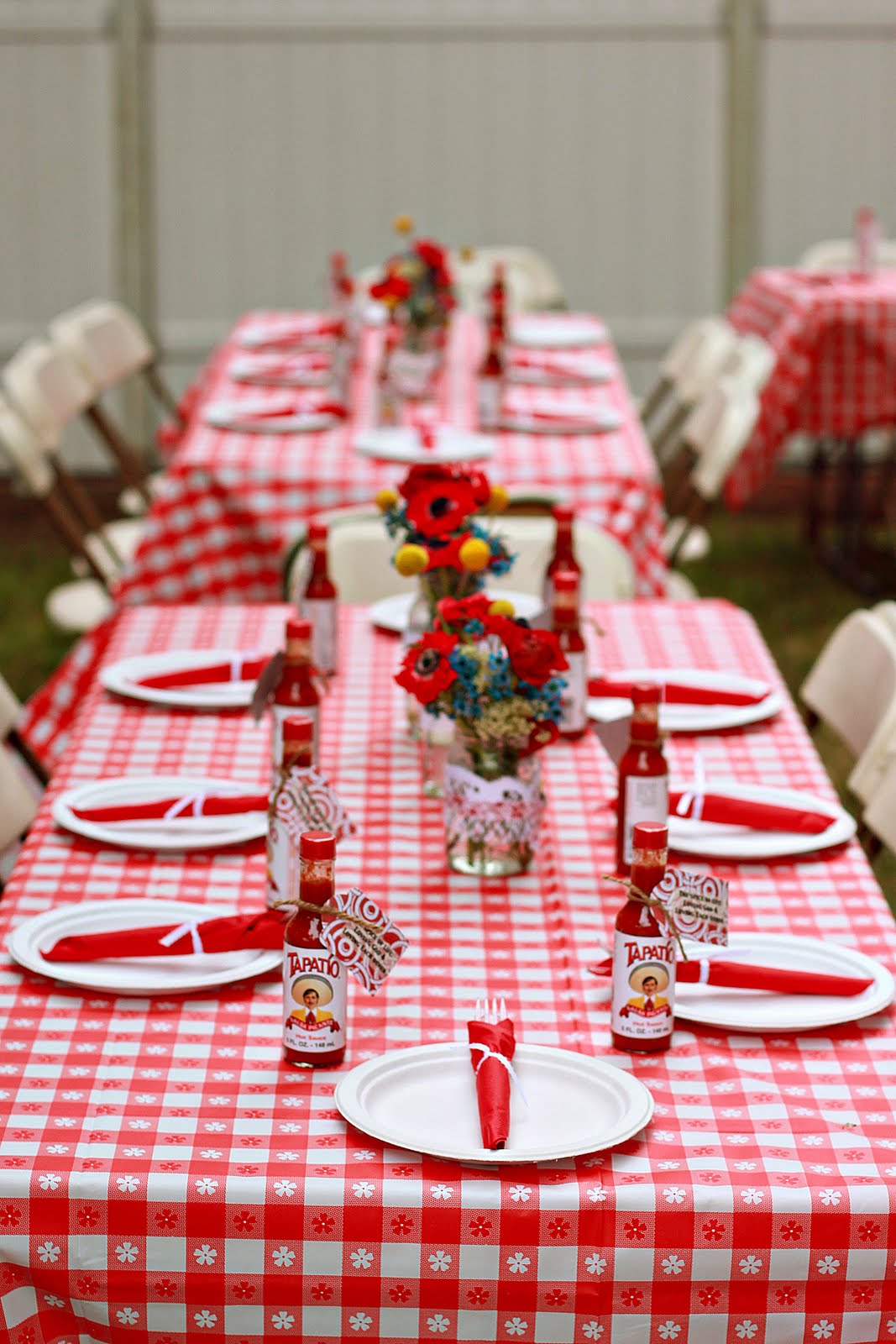 Creative Ideas: Backyard BBQ Wedding Shower