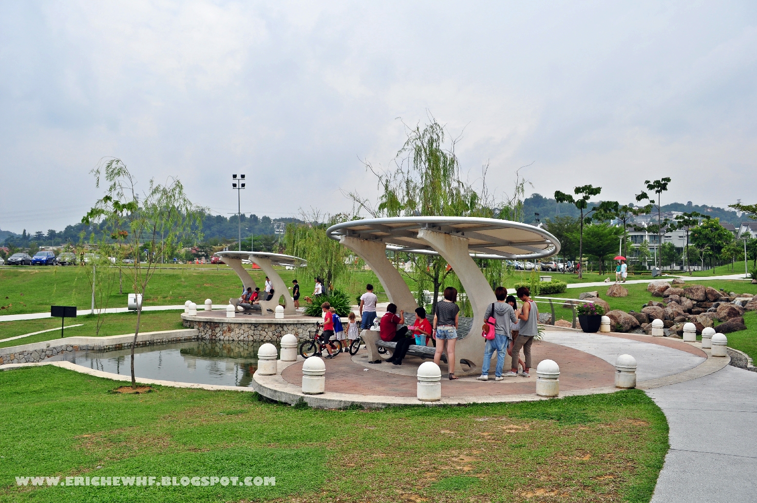 The World Through My Eyes: A walk in Desa Park City