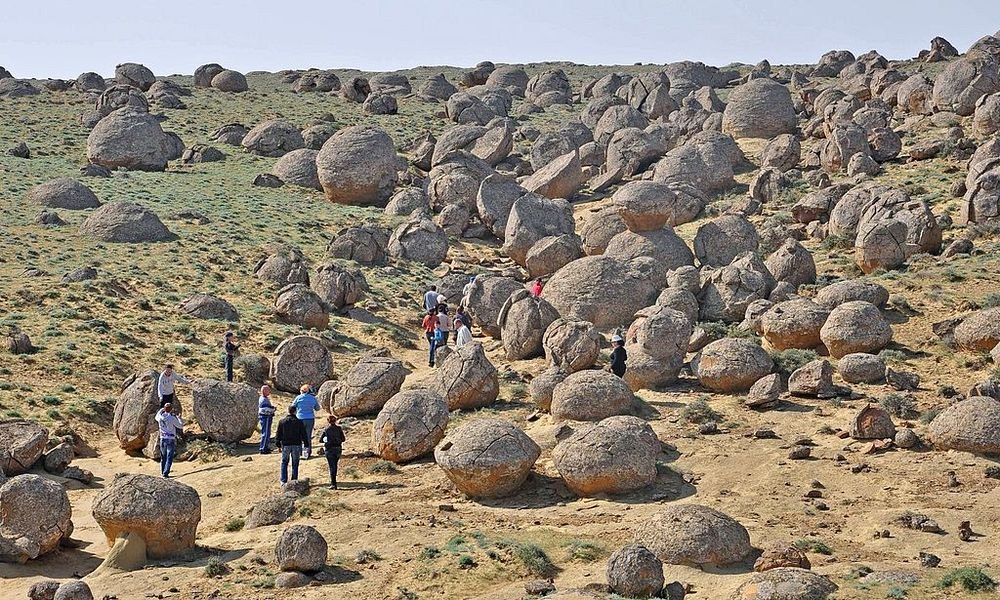 valley-of-balls-kazakhstan-10
