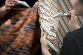 Batik yang Dibuat pada Pakaian Termasuk Jenis Seni Rupa
