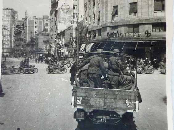 13 April 1941 worldwartwo.filminspector.com German troops Belgrade