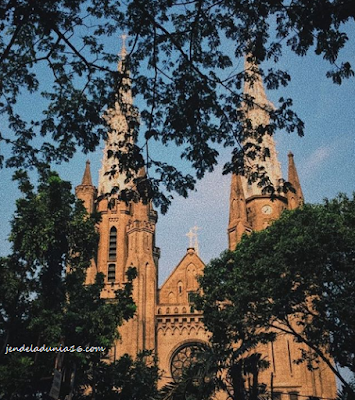 [http://FindWisata.blogspot.com] Gereja Katedral Jakarta, Spot Foto Yang Instagramable | Rumah Ibadah