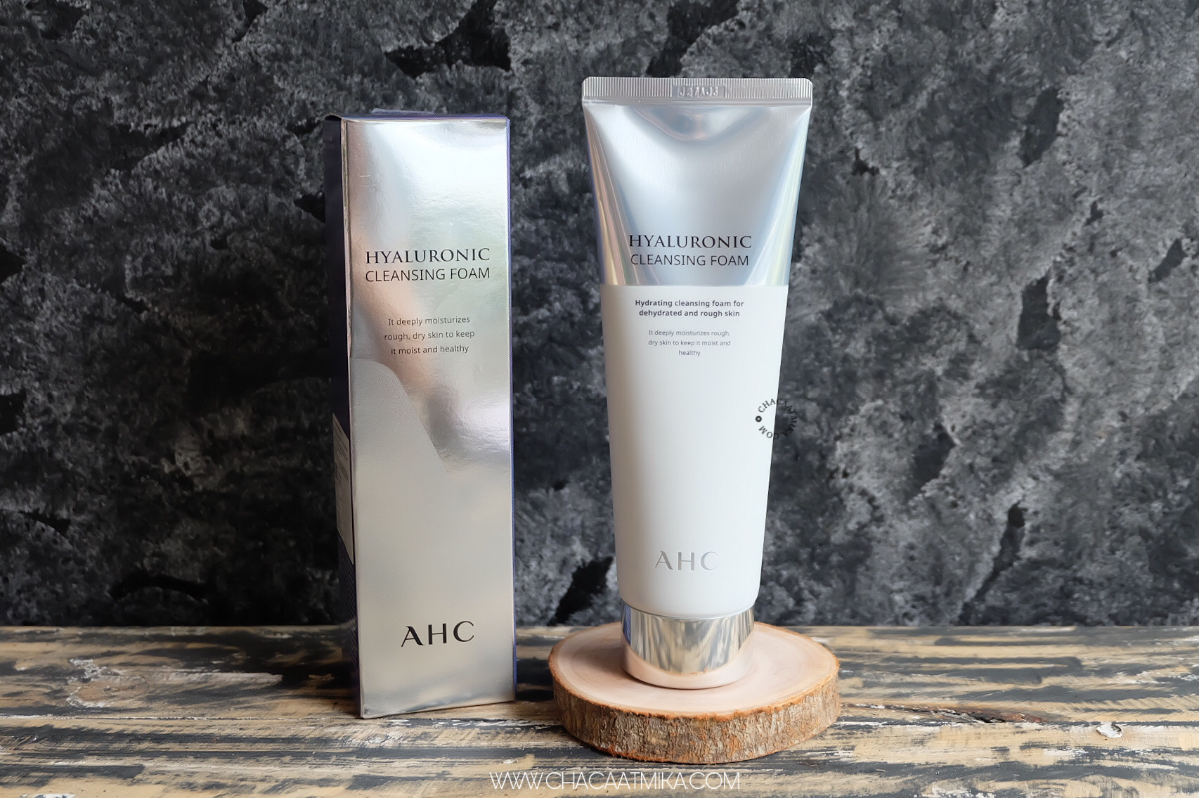 AHC Hyaluronic Cleansing Foam