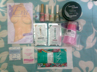 http://www.carolnarede.com/2011/06/5-sorteio-do-blog-kit-feminino-com.html