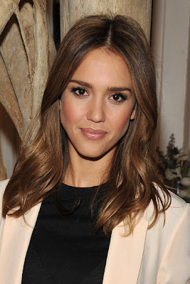 Jessica Alba Long Center Part Hairstyle Lookbook