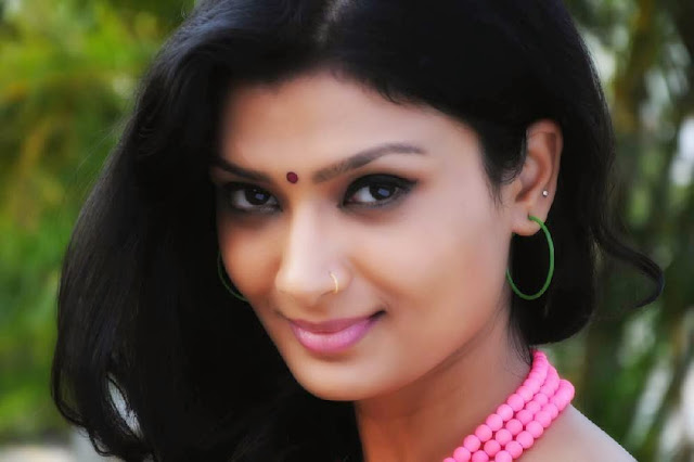 Miss Leelavathi Actress Ishitha Spicy Pictures 15.jpg