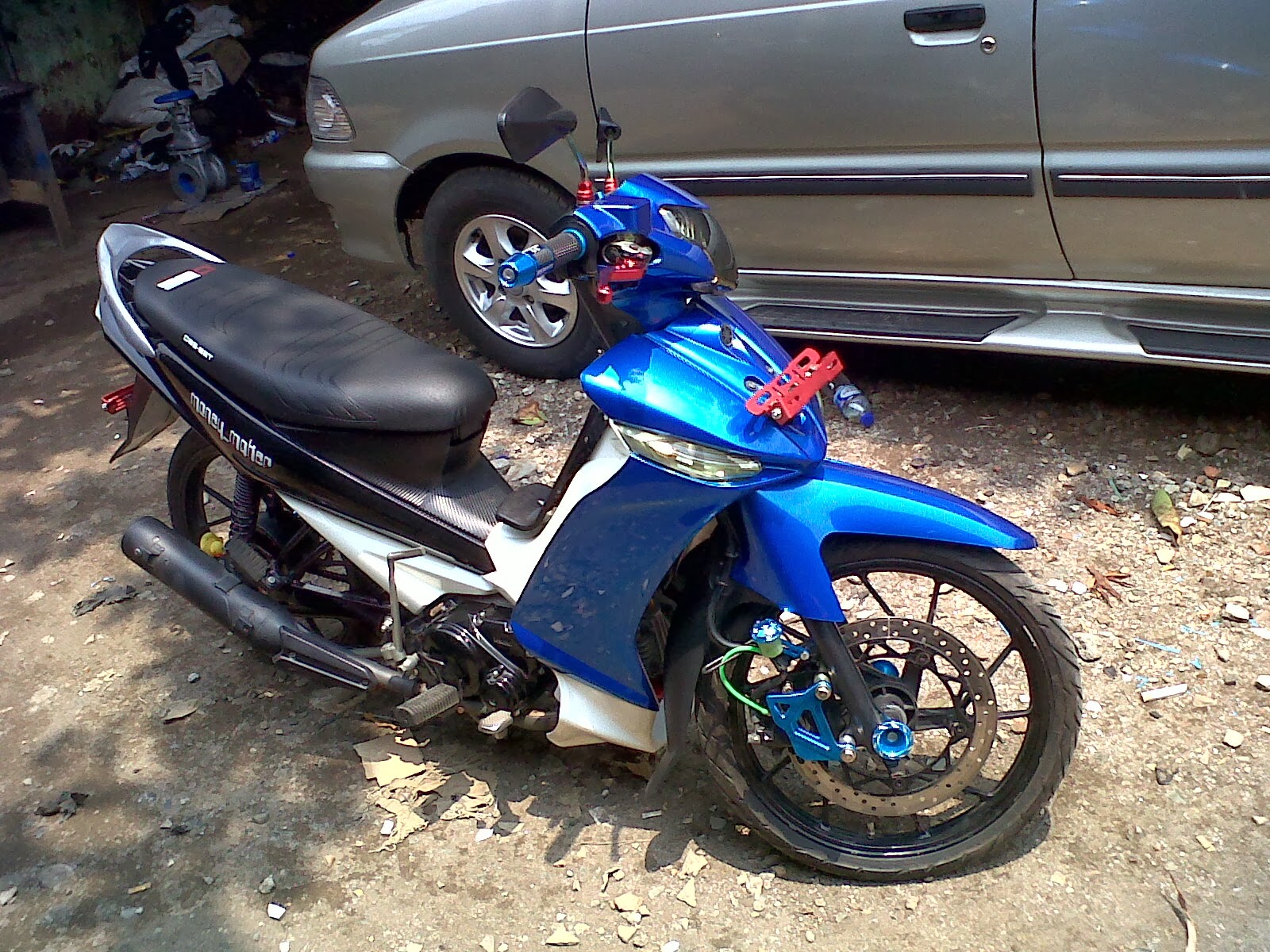 Yamaha Vega Zr Biru Modifikasi