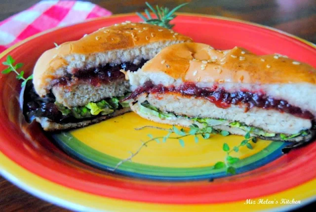 Rosemary Lemon Chicken Burger at Miz Helen's Country Cottage