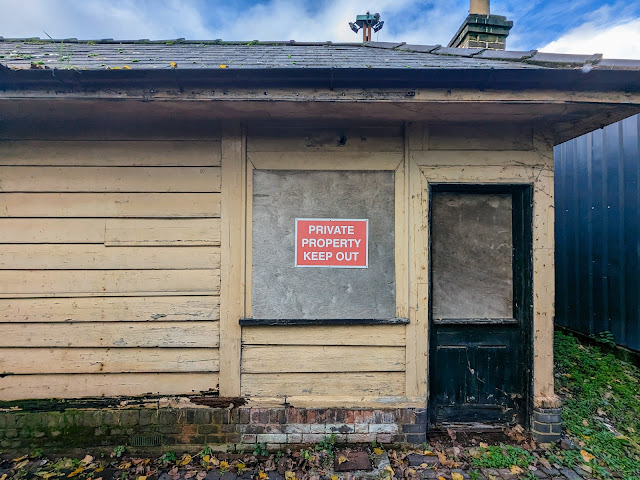 Smallford Station ticket office