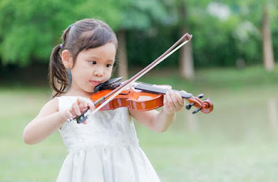 Stimulasi Tumbuh Kembang Anak Melalui Musik dan Tari