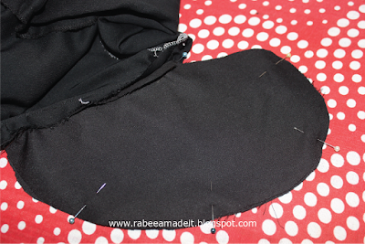 abaya alterations, how to add pocket in abaya, adding side pockets in modest dress, sewing in-seam pockets, step-by-step tutorial, rabeeamadeit, side pockets free pattern