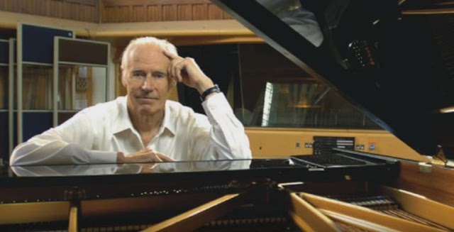 The Beatles Producer, George Martin Passed Away At the Age of 90